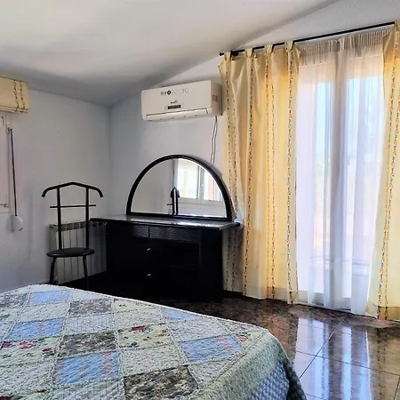Villa Aquamarina: Mediterranean Getaway With Garden And Sea Proximity Miami Playa