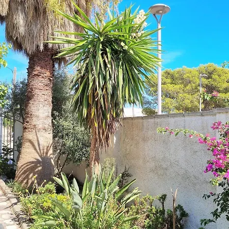 Aquamarina: Mediterranean Getaway With Garden And Sea Proximity Villa